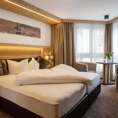 Victoria Hotel 3*