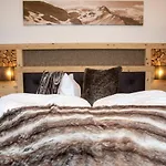 Victoria Hotell 3*